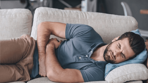 بهترین حالت خوابیدن بعد از عمل فتق چگونه است